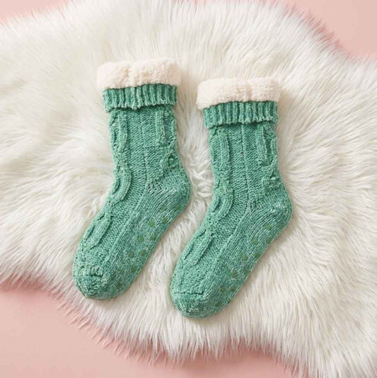 Cosy Sage Fluffy Bed Socks